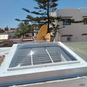 Lire la suite à propos de l’article Comment installer un skydome en toiture : étapes, normes et conseils